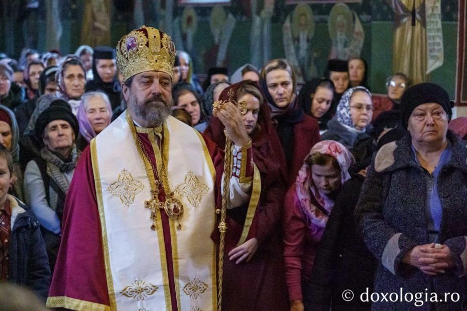 Mănăstirea Popăuți din Botoșani și-a sărbătorit ocrotitorul, pe Sfântul Ierarh Nicolae / Foto: Mihail Vrăjitoru